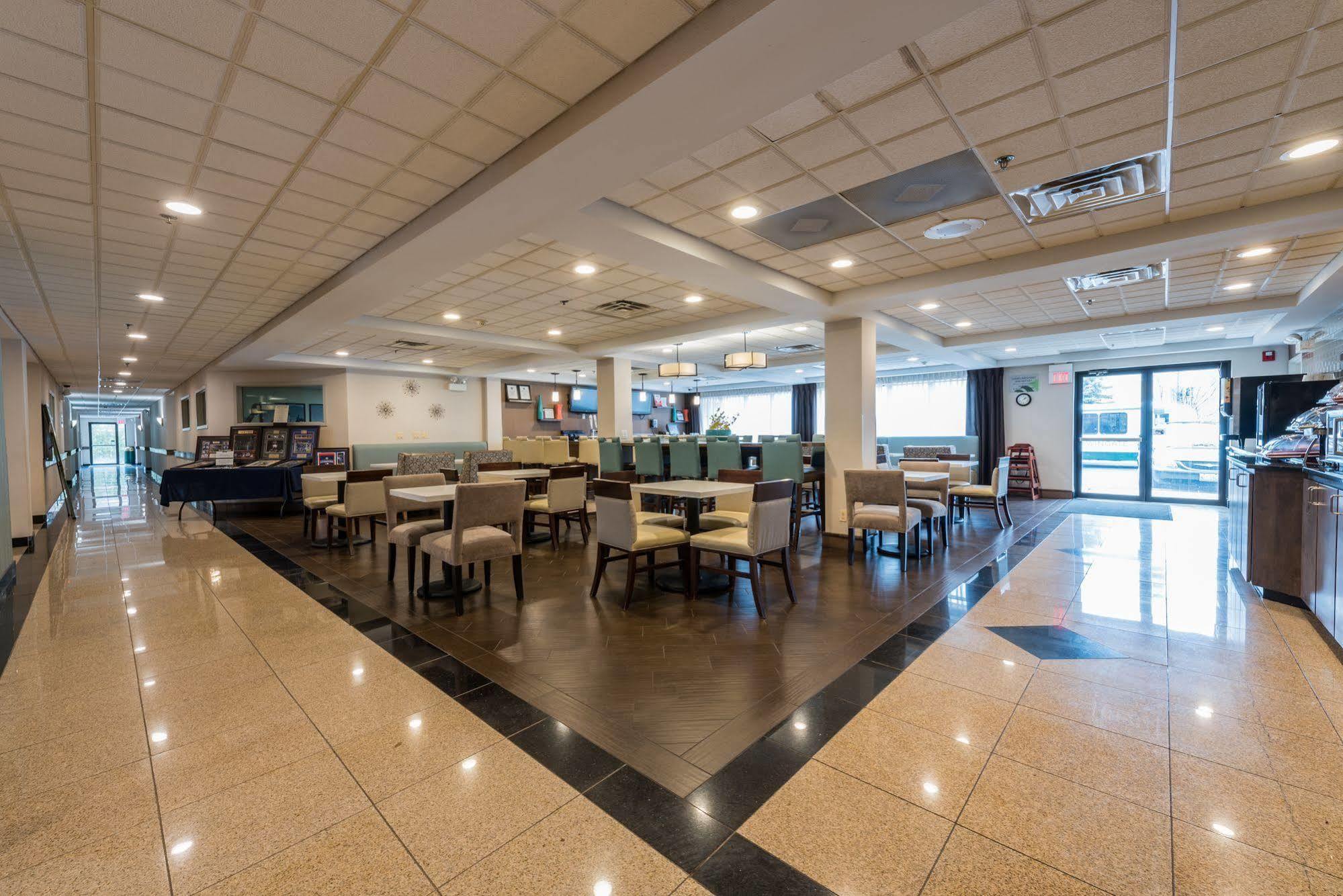 מלון Wingate By Wyndham Chicago שאומבורג מראה חיצוני תמונה